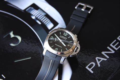 panerai rubber straps